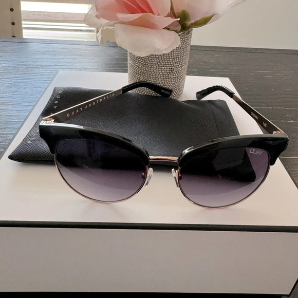 Quay Australia Cherry Black Smoke Cat Eye gold tone Metal Sunglasses - Picture 3 of 6